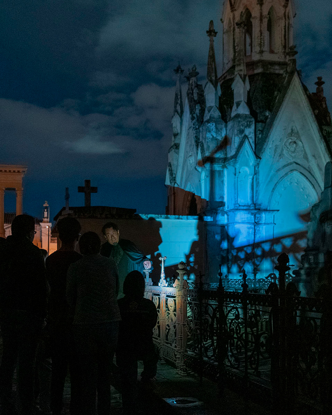 Historias de amor y terror en el Cementerio de San Diego